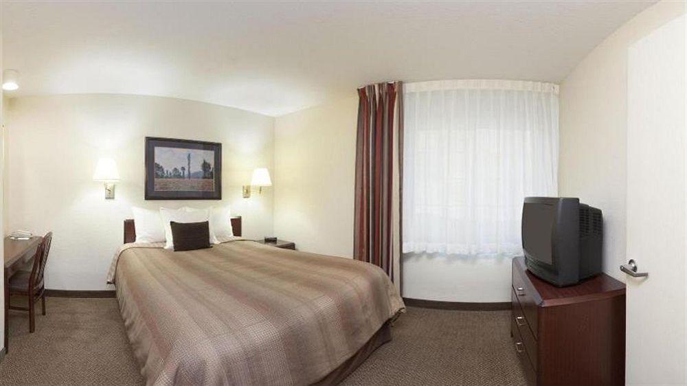 Sonesta Simply Suites Columbus Airport Gahanna Esterno foto