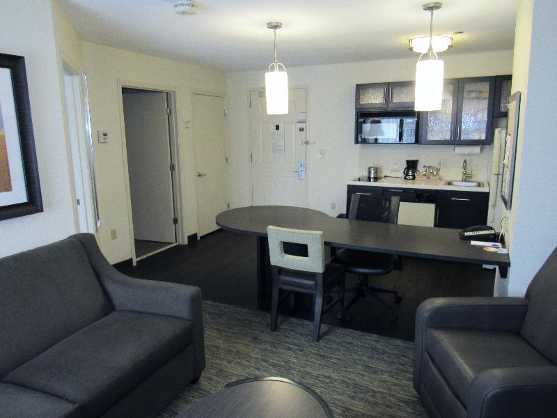Sonesta Simply Suites Columbus Airport Gahanna Esterno foto
