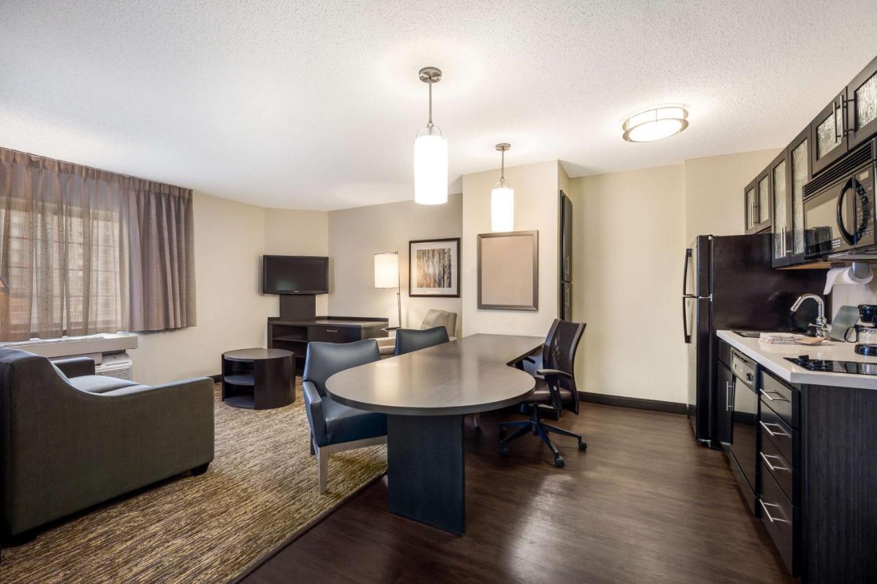 Sonesta Simply Suites Columbus Airport Gahanna Esterno foto