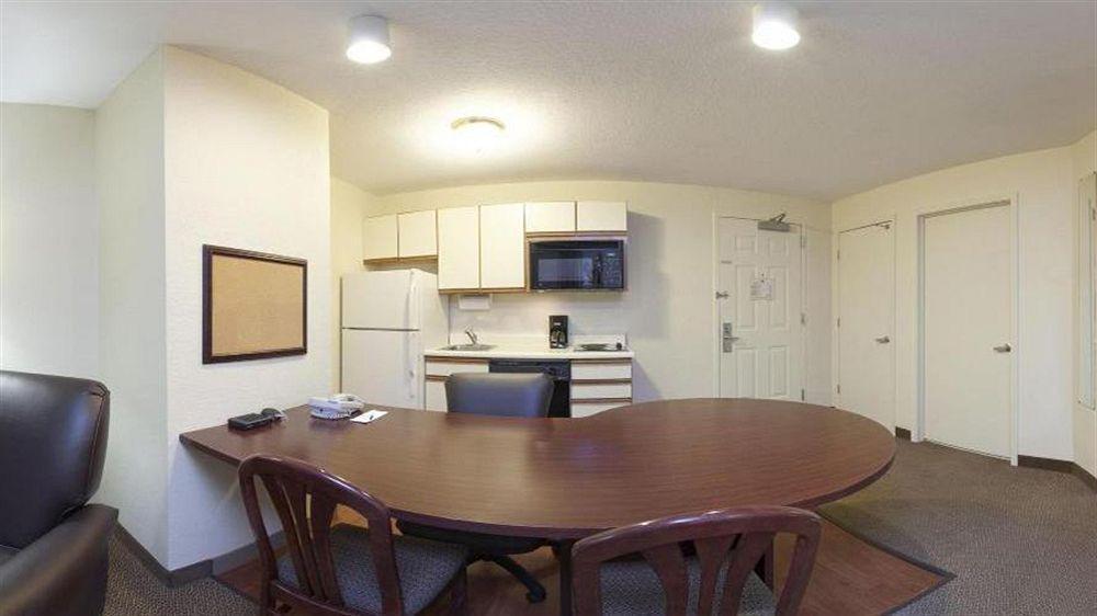 Sonesta Simply Suites Columbus Airport Gahanna Esterno foto